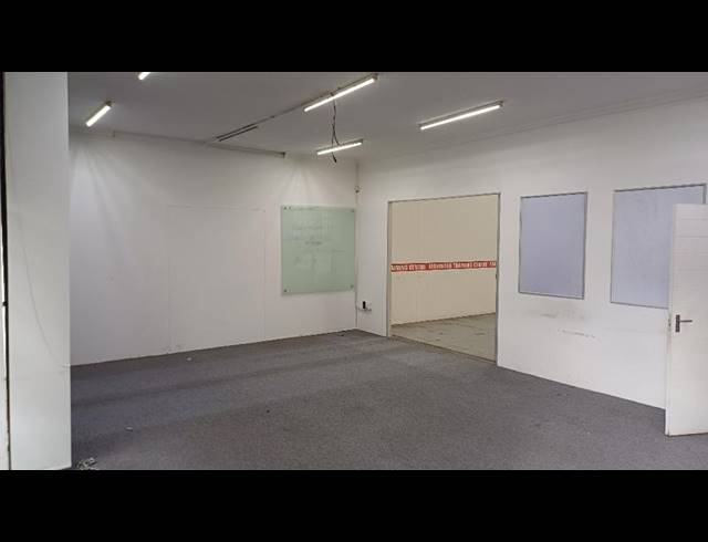 INDUSTRIAL PROPERTY TO RENT IN HENNOPSPARK